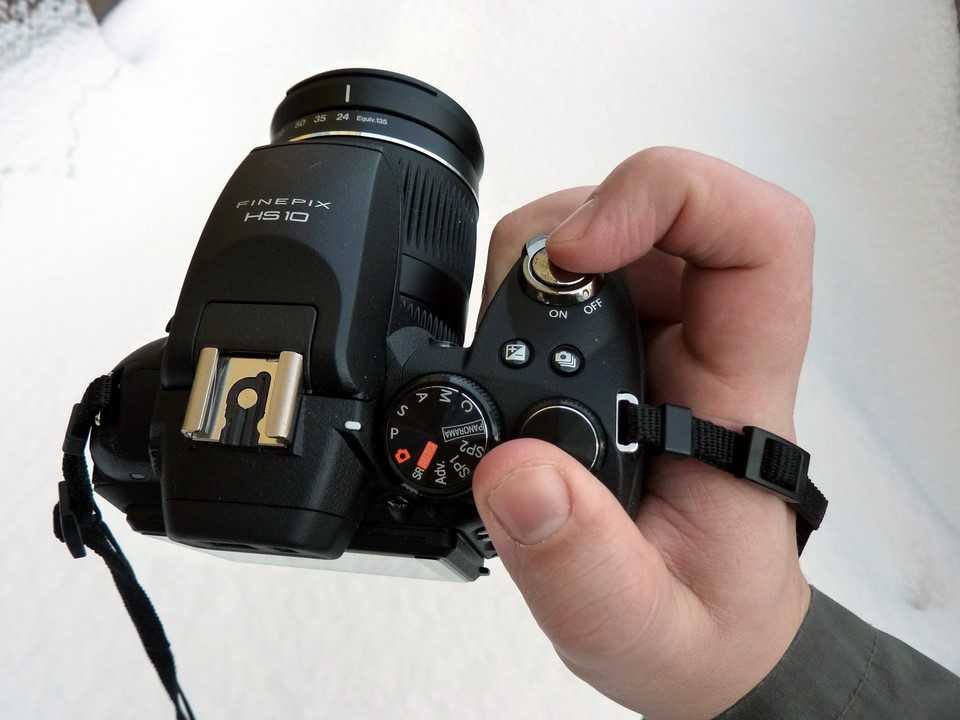 Компактный фотоаппарат fujifilm finepix hs10