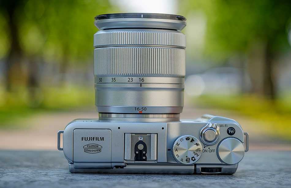 Беззеркальный фотоаппарат fujifilm x-m1 kit black(fujinon xc16-50mm f3.5-5.6)