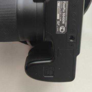 Fujifilm finepix s8400