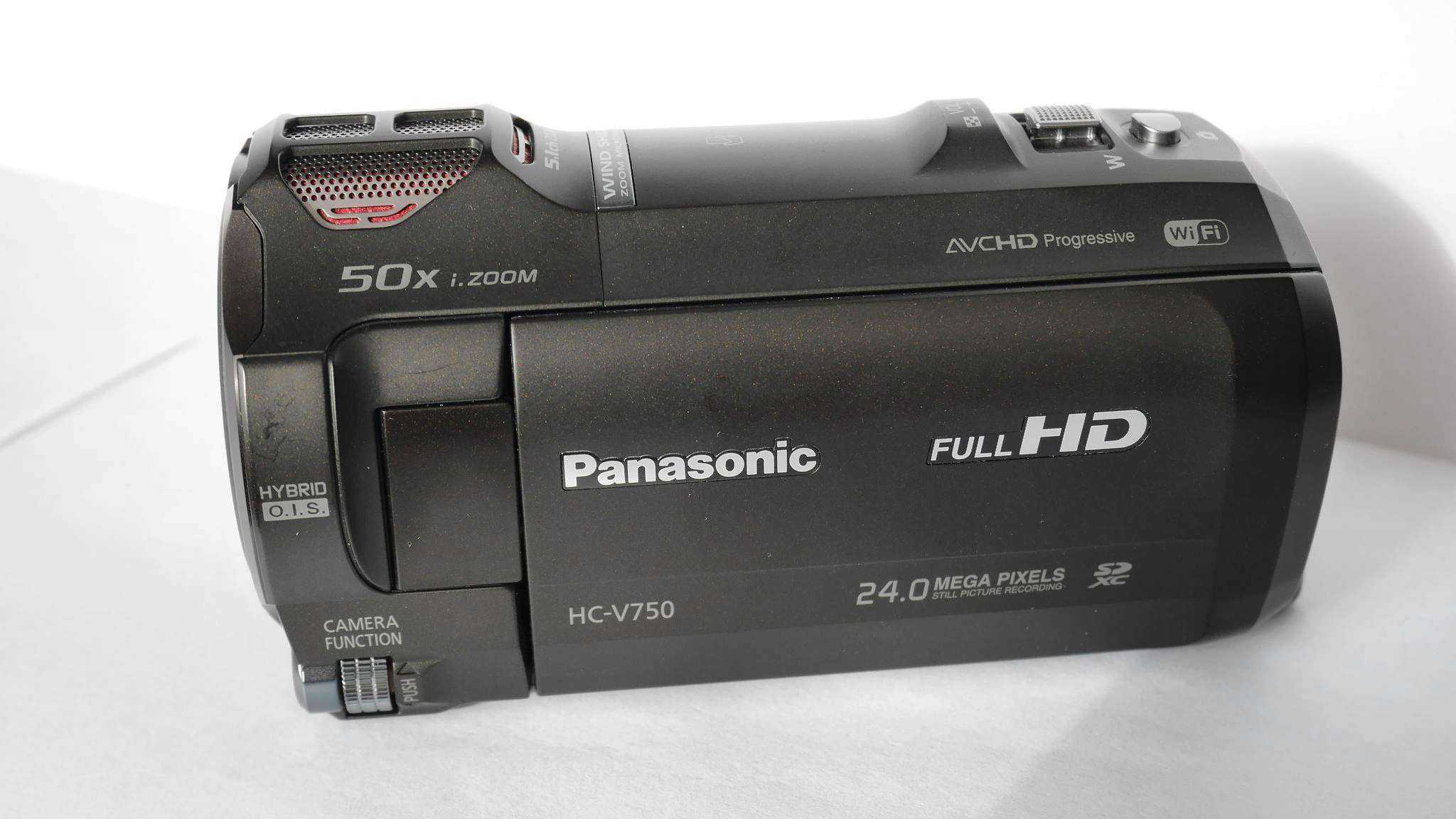 Panasonic hc-v750