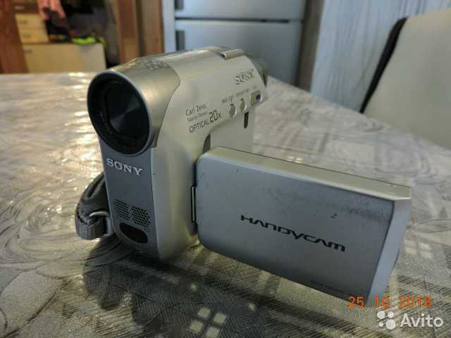 Видеокамера Sony DCR-SD1000 - подробные характеристики обзоры видео фото Цены в интернет-магазинах где можно купить видеокамеру Sony DCR-SD1000