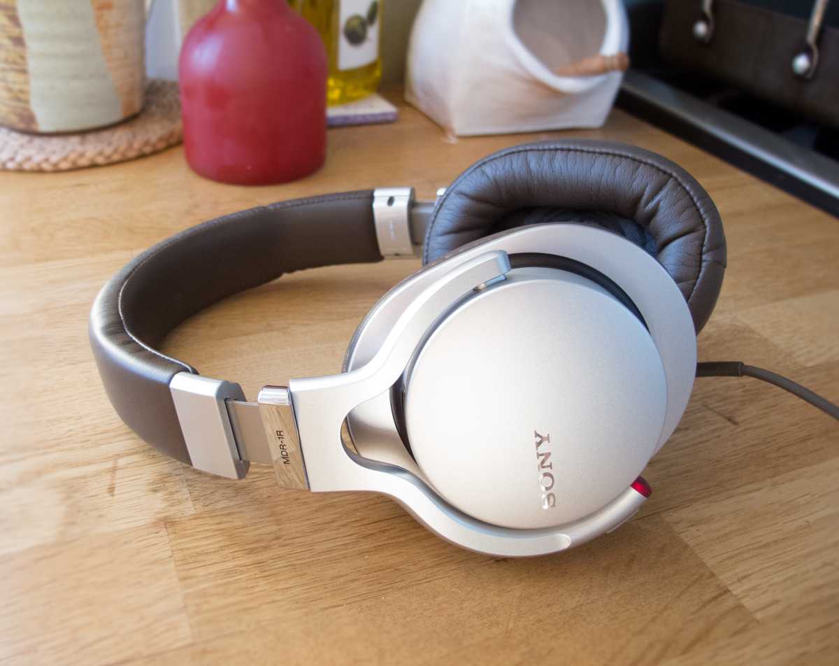 Sony mdr-1a