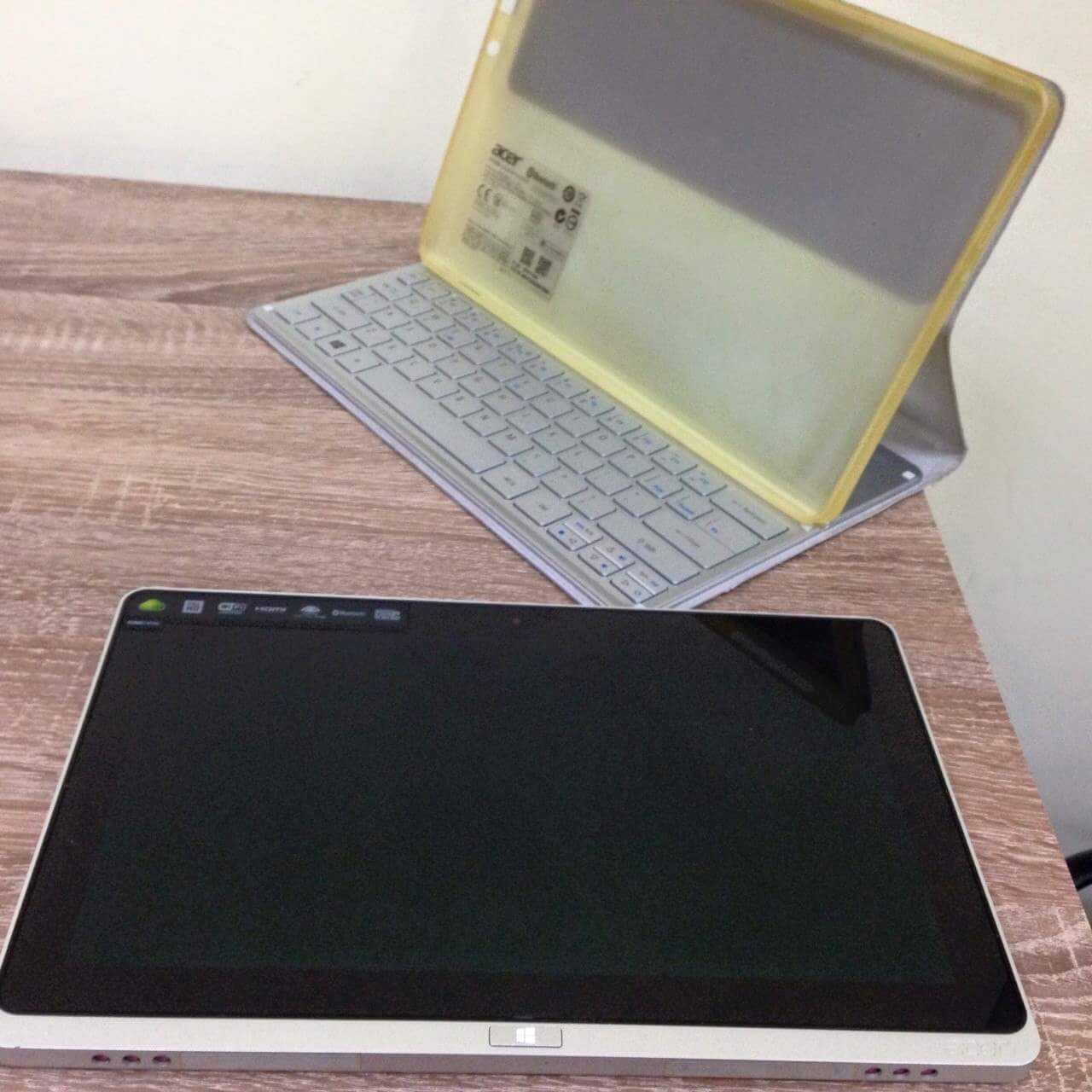 Acer iconia tab w700 128gb (nt.l0qer.002 ) - купить , скидки, цена, отзывы, обзор, характеристики - планшеты