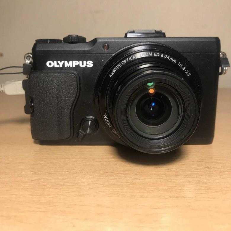 Olympus xz-10 (черный)