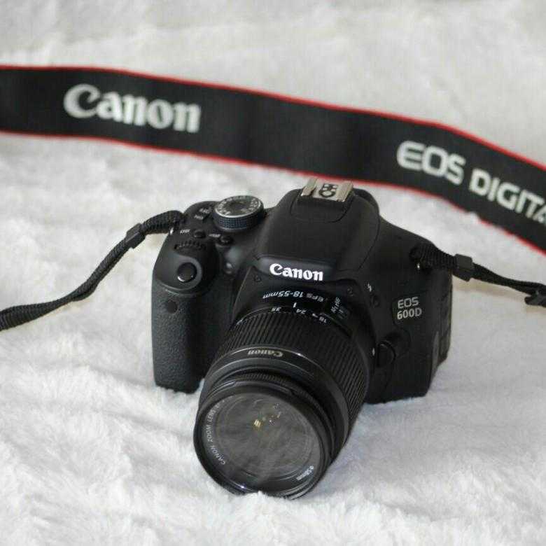Цифровой фотоаппарат Canon EOS 600D 18-135 Super Kit - подробные характеристики обзоры видео фото Цены в интернет-магазинах где можно купить цифровую фотоаппарат Canon EOS 600D 18-135 Super Kit