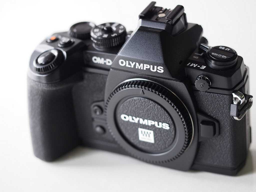 Olympus om-d e-m1 body - купить , скидки, цена, отзывы, обзор, характеристики - фотоаппараты цифровые