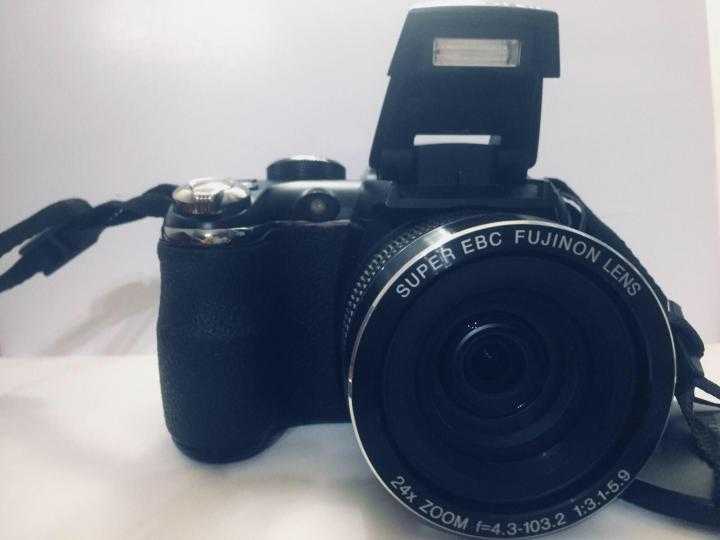 Цифровой фотоаппарат Fujifilm FinePix S4200 - подробные характеристики обзоры видео фото Цены в интернет-магазинах где можно купить цифровую фотоаппарат Fujifilm FinePix S4200